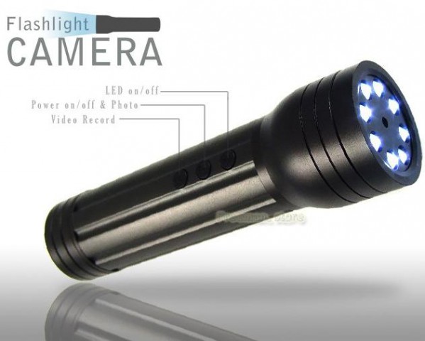 Lámpa kamerával - 8x Nagy teljesítményű LED